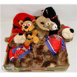 ESTATE BOX OF STUFFED ANIMALS INCLUDING OIL KINGS
