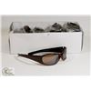 Image 1 : BOX OF WINE COLOR DESIGNER SUNGLASSES