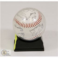 MLB SIGNED BASEBALL