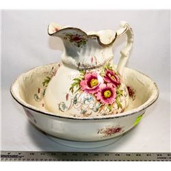 ANTIQUE PITCHER AND BASIN