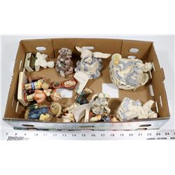 FLAT OF ASSORTED COLLECTIBLES SARAHS ANGELS