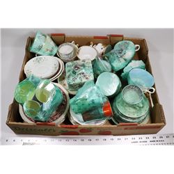 FLAT OF ASSORTED CHINA INCLUDING ROYAL WINDSOR,