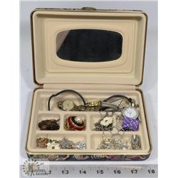 VINTAGE TRAVELING JEWELRY BOX FULL OF