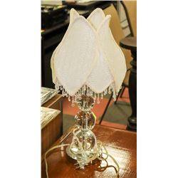 VINTAGE LAMP CRYSTAL LIKE BASE