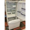 Image 2 : KENMORE WHITE BOTTOM MOUNT FRIDGE