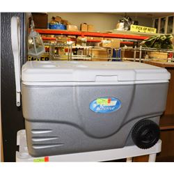 COLEMAN XTREME COOLER (59L) W/HANDLE,