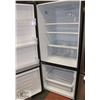 Image 2 : GE 20.9 CU FT BOTTOM-FREEZER FRIDGE