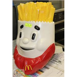 VINTAGE MCDONALDS KIDS RESTAURANT FRIES CHAIR