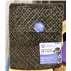 Image 1 : ORTHOPEDIC PET MAT 24" X 19"