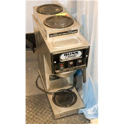 BUNNOMATIC COFFEE MAKER WITH POT.