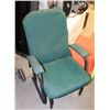 Image 1 : GREEN OUTDOOR GLIDER ROCKER.
