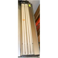 4 BULB AQUARIUM FLUORESCENT LIGHT