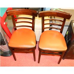 2 MATCHING CHAIRS