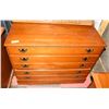 Image 1 : VILAS MAPLE THREE DRAWER DRESSER, 39"X18"X31".