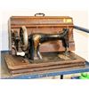 Image 1 : VINTAGE PORTABLE SEWING MACHINE.