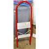 Image 1 : 2 STEP LADDER