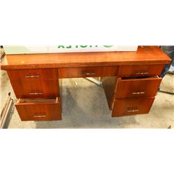 KENMORE SEWING MACHINE IN CABINET.