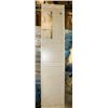 Image 1 : PRIMED WHITE CLOSET BI-FOLD 36" X 80".