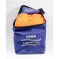 TRI-LYNX RV LEVELING  BLOCKS WITH CARRY BAG