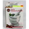 Image 1 : MARBLE MORTAR & PESTLE