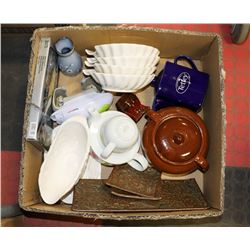 ESTATE LOT INCLUDES MEDALTA #1 BEAN POT, MIKASA