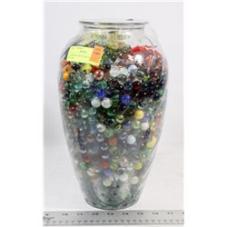 X-LARGE GLASS CONTAINER OF VINTAGE