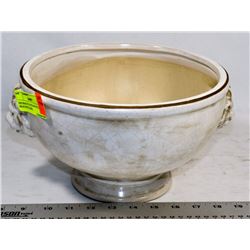 DECORATIVE VINTAGE STYLE LION HEAD FRUIT BOWL