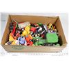 Image 1 : BOX OF TOY CARS INCL JOHN DEERE