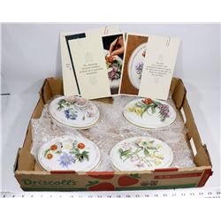 LOT OF 4 FRANKLIN PORCELAIN WALL HANGINGS