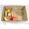 Image 1 : BOX WITH FRUIT SHAPED ORNAMENTS AND MORE