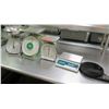 Image 1 : Qty 5 Weight Scales - Kamenstein, Pelouze, Accu-Weigh, 2 @ Taylor (1 Digital)