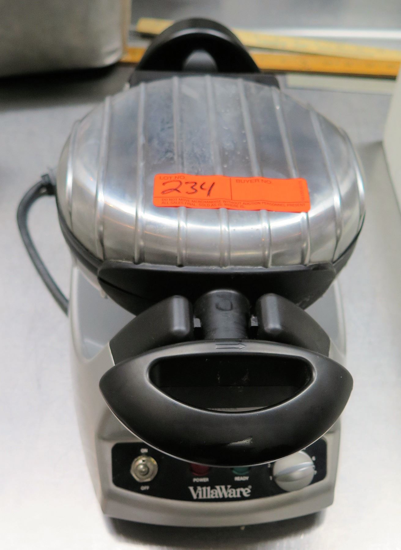 Villaware Classic Waffle Maker w/ Shape Attachments - Oahu Auctions