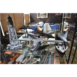 Extra Large Model Kit Large selection of assembled model kits including aeroplanes, ships ...
