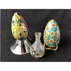 CHINESE FABERGE DECORATIVE STYLE EGGS LOT