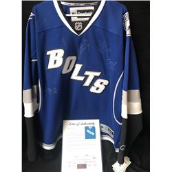 2010-11 MULTI SIGNED TAMPA BAY LIGHTNING JERSEY W/ STAMKOS/ YZERMAN (2)/ ST.LOUIS + MORE (PSA LOA)
