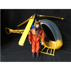 VINTAGE G.I JOE ADVENTURE TEAM FIGURE & HELICOPTOR
