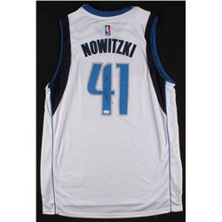Dirk Nowitzki Signed Mavericks Jersey (JSA COA)