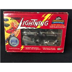 JOHNNY LIGHTNING Commemorative Limited Edition Set A 1994 - 4 Chrome Cars