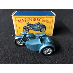 LESNEY MATCHBOX SERIES #4 TRIUMPH W/ SIDECAR