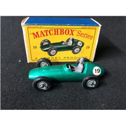 Matchbox Lesney Aston Martin #19