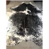 Image 1 : Tanned Longhorn Hide Black & White markings