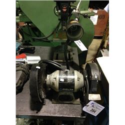 DELTA SHOP MASTER DUAL BENCH GRINDER WITH LIGHT