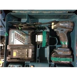 MAKITA 18V CORDLESS DRILL WITH 2 BATTERIES & CHARGER IN CASE