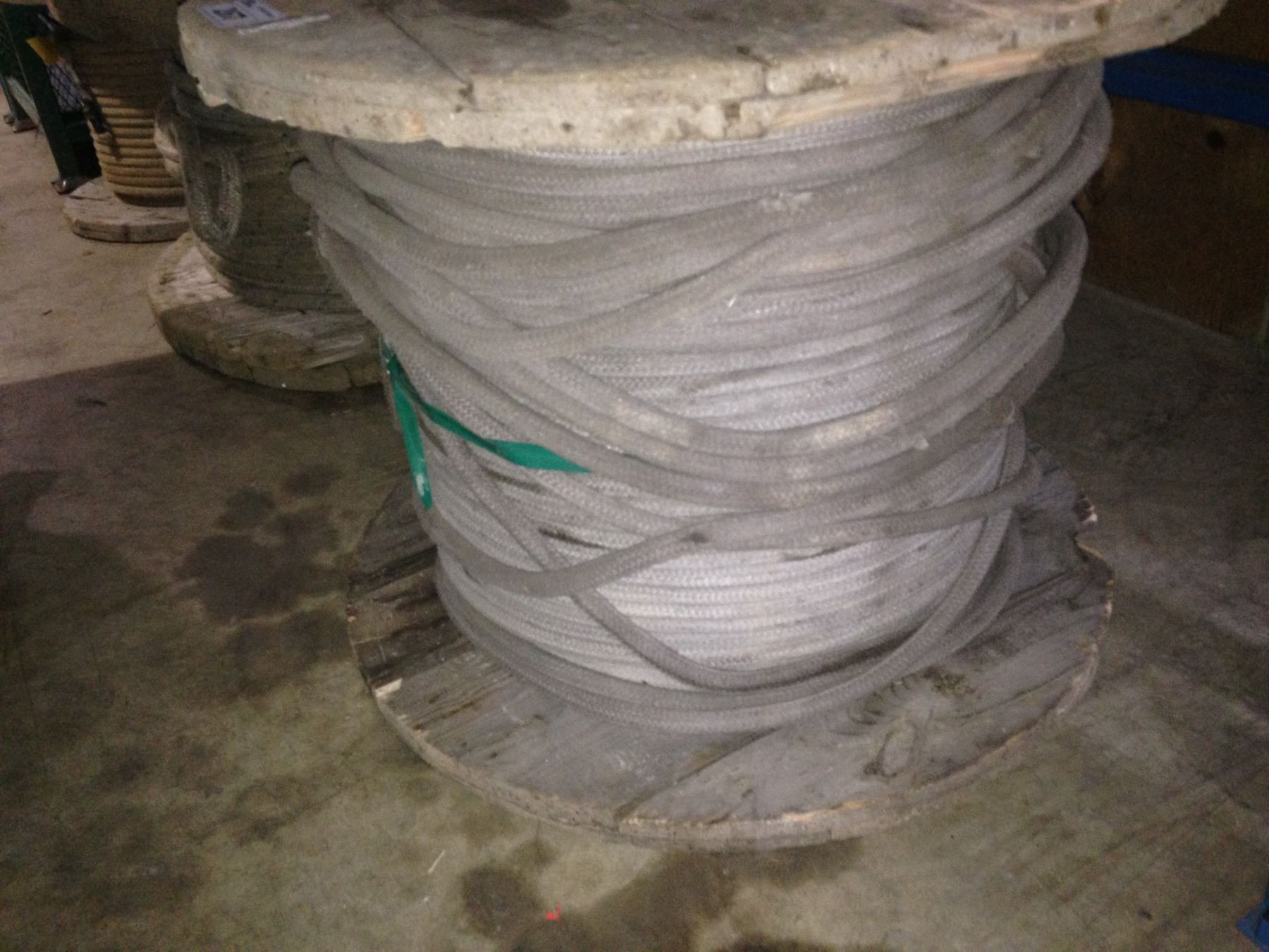 Big Rope Spool LARGE SPOOL OF HEAVY DUTY INDUSTRIAL ROPE