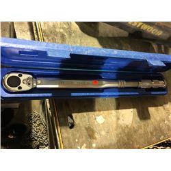 WESTWARD TWA12150 CALIBRATED TORQUE WRENCH IN CASE