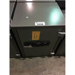 GREY SINGLE DOOR 32" X 22" X 19" FIRE RESISTANT COMBINATION / KEY SAFE ( COMBINATION 4 TIMES LEFT