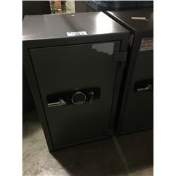 GREY SINGLE DOOR 39" X 23" X 20" FIRE RESISTANT DIGITAL / KEY SAFE WITH LOCKING VALUABLES DRAWER