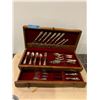 Image 2 : LARGE FLATWARE CHEST