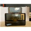 Image 2 : ANTIQUE ZENITH WAVE MAGNET RADIO W/ TRAVELING CASE