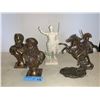 Image 1 : DECOR STATUES FROM SMITH'S APARTMENT OFFICE